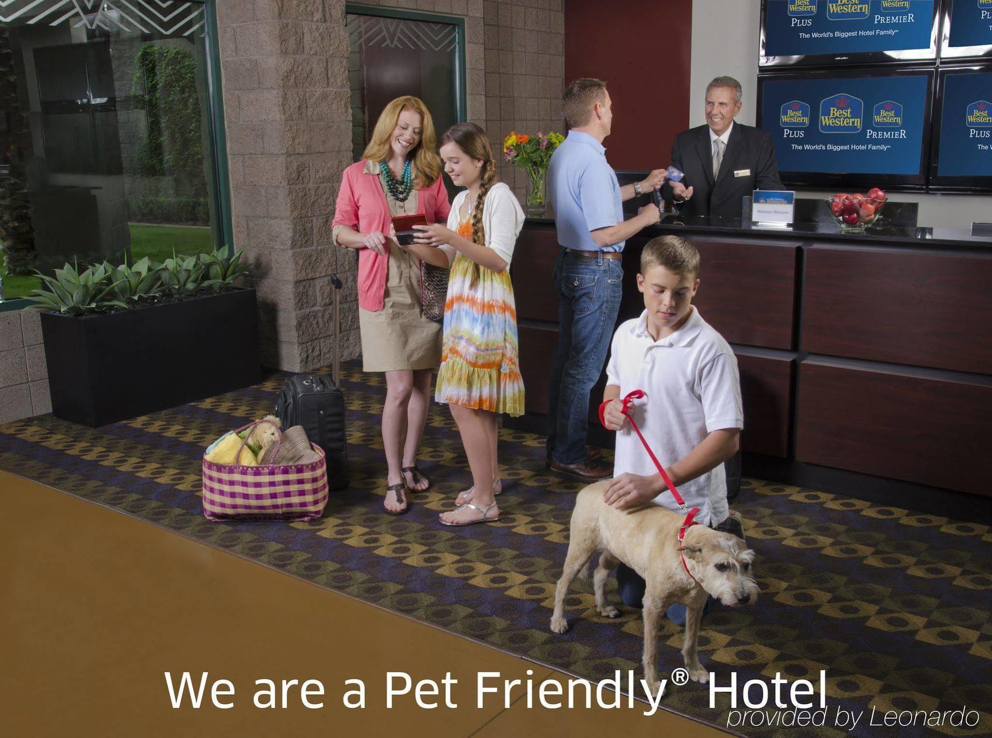 Quality Inn Iwo Jima Arlington Buitenkant foto