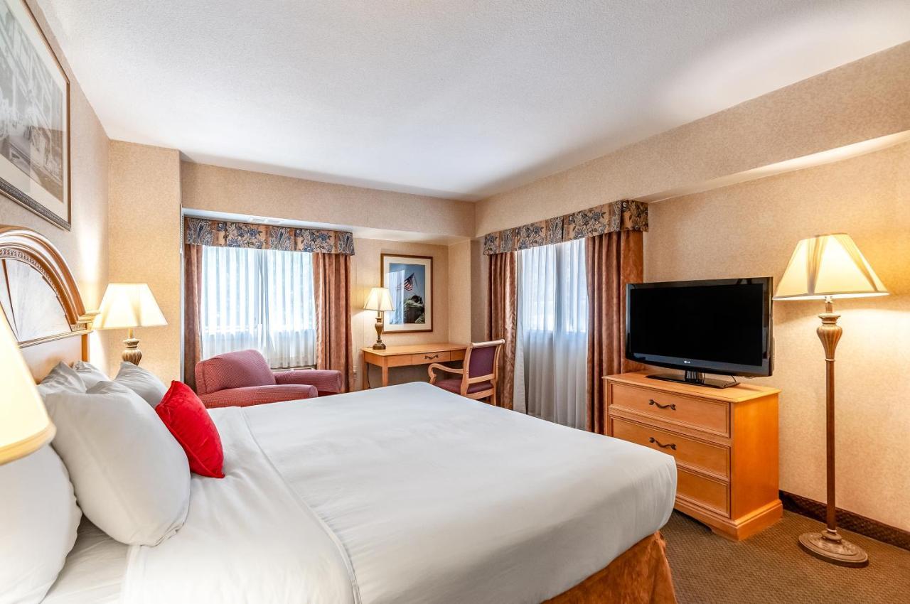 Quality Inn Iwo Jima Arlington Buitenkant foto
