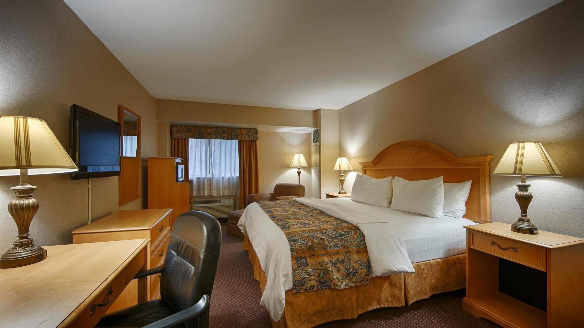 Quality Inn Iwo Jima Arlington Buitenkant foto