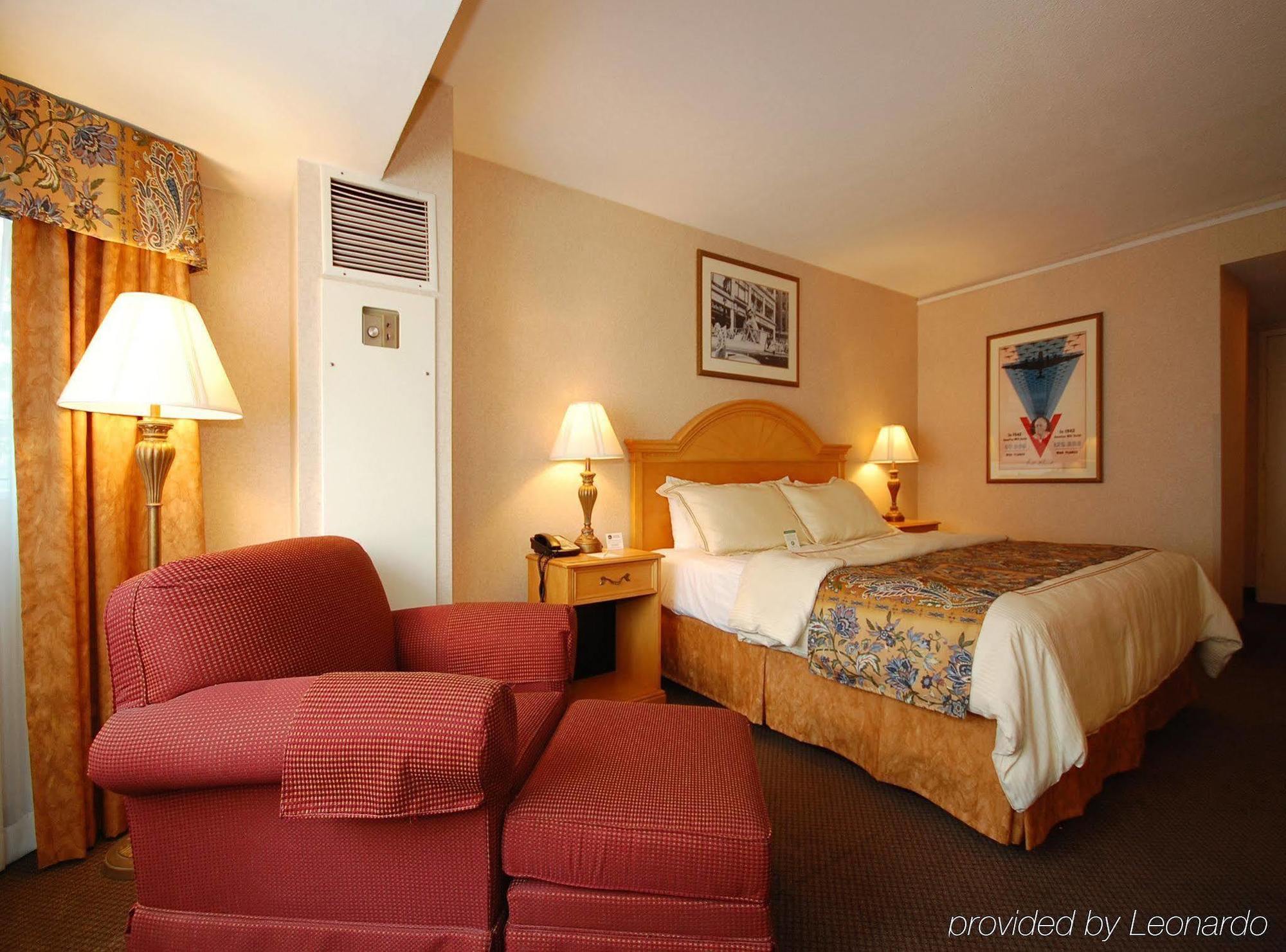 Quality Inn Iwo Jima Arlington Buitenkant foto